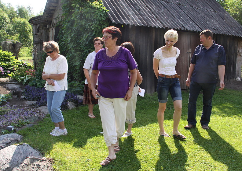 Suure-Jaani Kaunis Kodu 2013. Maakodud I koht ja eripreemia Lilled valda - Neidrevälja.