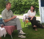 Raamatukogupiknik Marana lilleaias - kohtumine  Valdur Mikita ja Mari Tammariga.