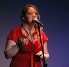 Kontsert "Kingitus vallarahvale" Suure-Jaani kooli aulas - Hedvig Hanson ja Andre Maaker.