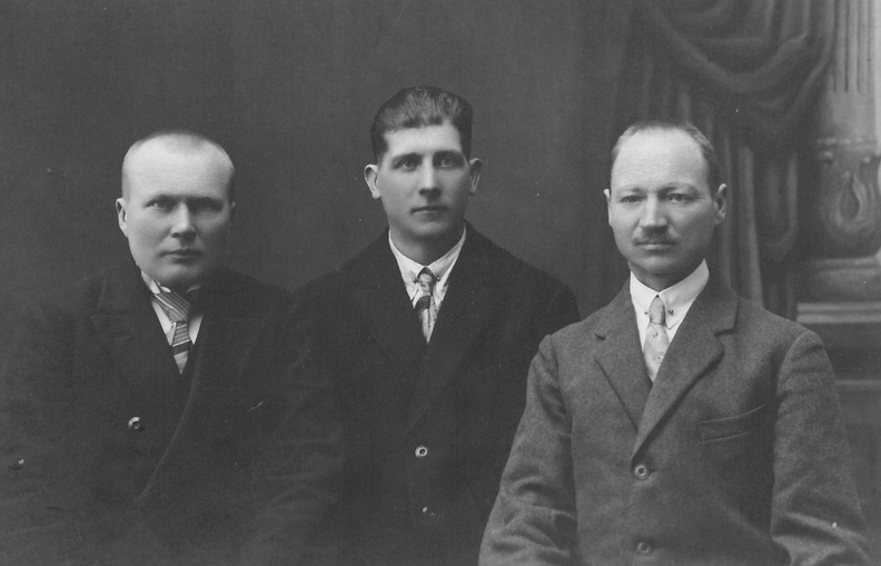 Jüri Moorats, Karl Rõõmussaar ja Toomas Stern 1920-datel