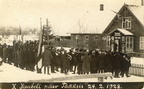 24.02.1928 vallavalitsuse ees