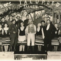 Olustvere Noorteühingu Edu isetegevusliku teatri etendus Tääksis 1932.a