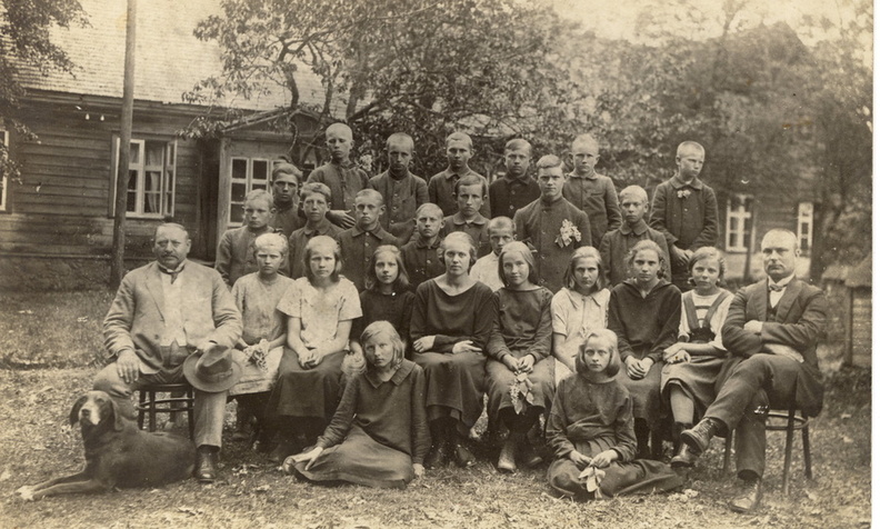 Taevere valla Kase kooli 4. klass 1926.a