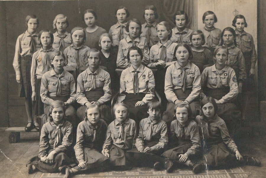 Kodutütred 1930-datel