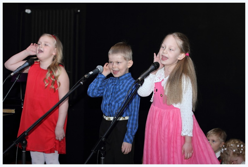 Suure-Jaani valla eelkooliealiste laste kevadkontsert "Laululind 2016". 