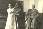 1950. aasta suvel. Skulptor Martin Saks Artur Kappi modelleerimas