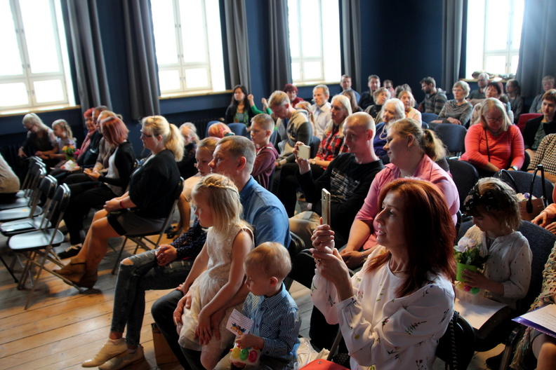 Suure-Jaani eelkooliealiste laste kontsert "Laululind 2018"