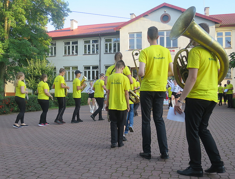 Rahvusvahelise noorte puhkpilliorkestri Wersalinka kokkumänguharjutused Jasionowkas ja kontserdid Poolas.