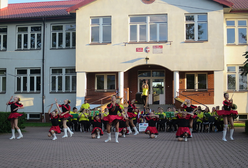 Rahvusvahelise noorte puhkpilliorkestri Wersalinka kokkumänguharjutused Jasionowkas ja kontserdid Poolas.