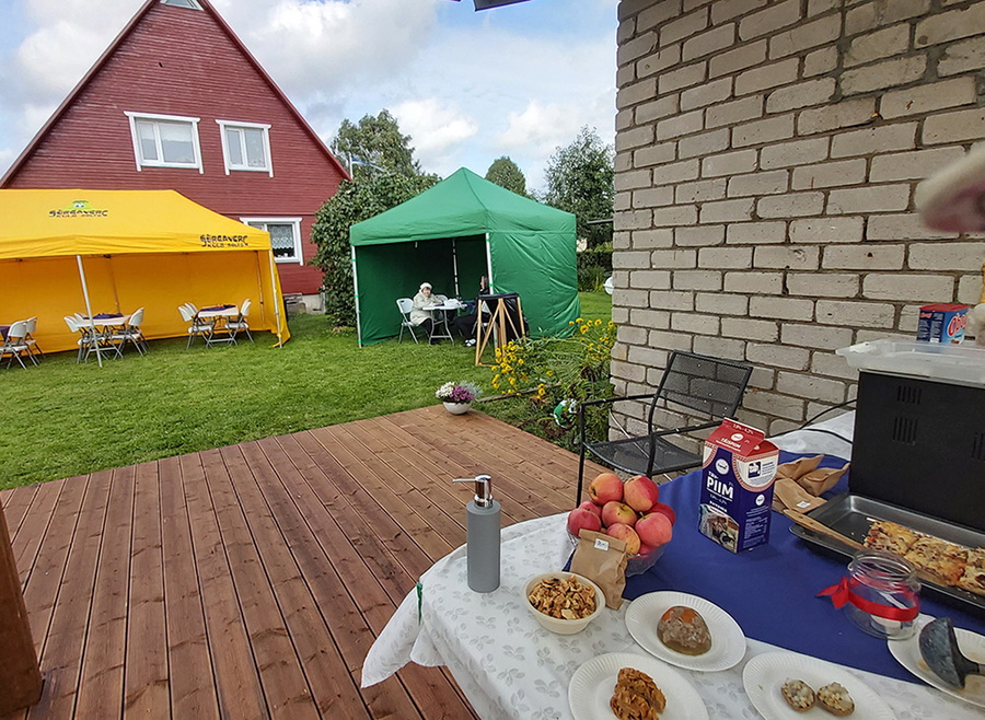 Sürgavere isemoodi kodukandipäeva kodukohvikud.