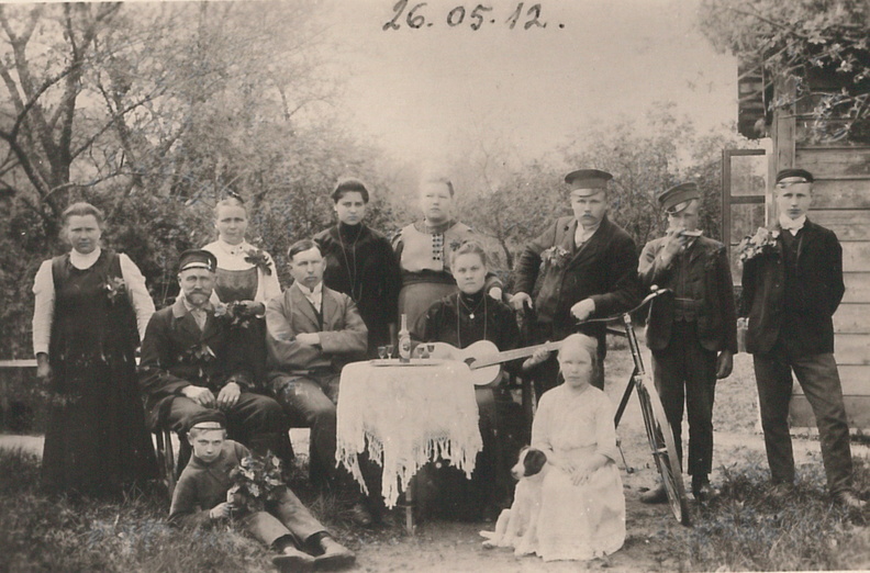 Liisa ja Annus Otsa hõbepulmapäev Lahmuse Jaanusel 1912