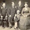1884.a Perekond Reimann. Paremalt esimene Marie Reimann