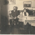 1910.a Ado Johansoni perekond