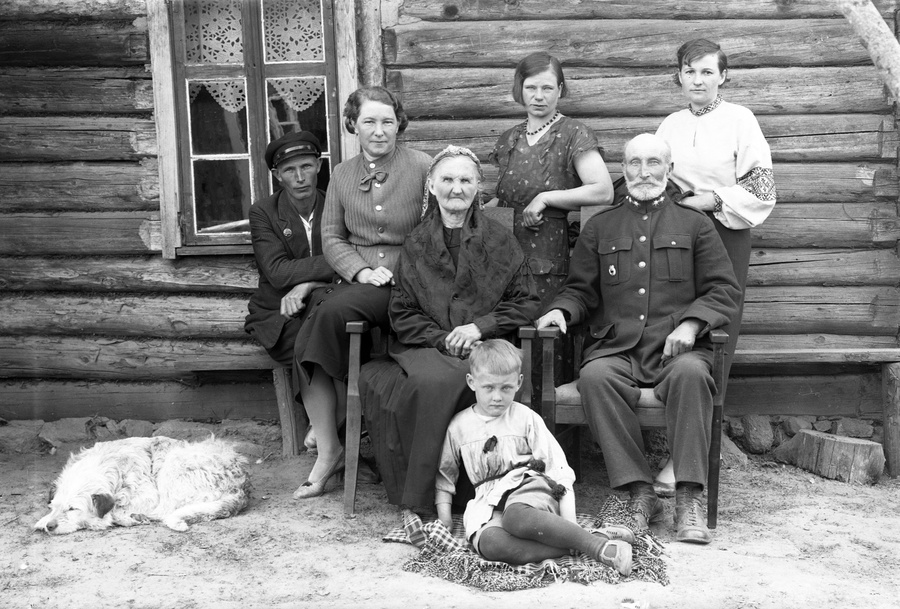1920-dad. Üldeküla Pihu talu.