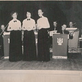 1955.a  Naisansambel estraadiorkestri saatel 