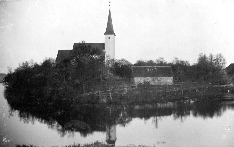 19080000_kirik.jpg