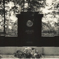 1936.a. Georg Rosenbergi haud Suure-Jaani kalmistul