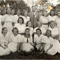Naiskoor koos Eugen Tammega 1940-date lõpus