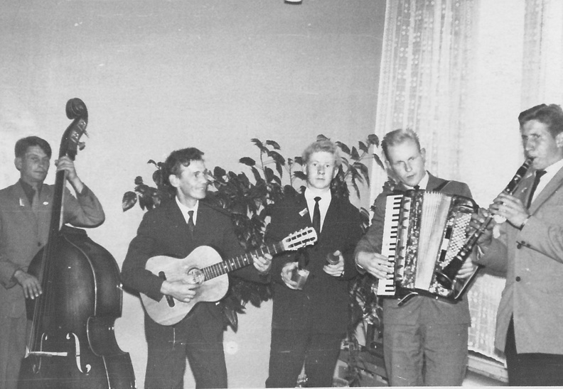 Endel Männik, Karl Pilliroog, Uno Jürisson, Toomas Anderson, Villem Põrk 19600002_ansambel.jpg