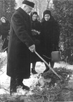 Õpetaja Oskar Erits matusel 1960-date lõpus