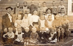 Suvelasteaed 1909.a Vasakul raamatukaupmees August Mutle (Mutli)