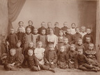 Suure-Jaani väikeste laste kool u. 1909.a