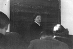 1.lennu klassijuhataja ja vene keele õpetaja Aleksandra Taader