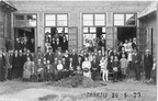 26.mai. 1929.a  Rahvamaja juures