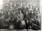 Suure-Jaani Tuletõrjujate Seltsi orkester 1921.a. Dirigent Karl Jaadla
