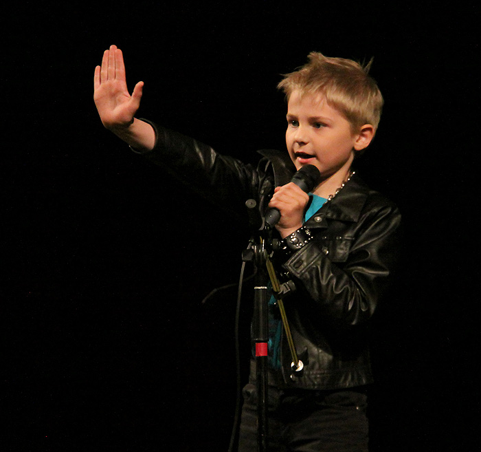 Suure-Jaani valla õpilaste lauluvõistlus Nooruse Laul 2013