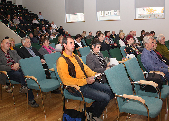 Suure-Jaani ettevõtluskonverents ja töökohtade tutvustus OÜ-s Combimill.