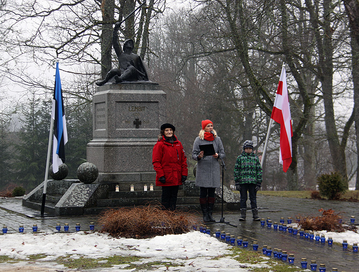 Eesti Vabariigi 97. aastapäeva pidulik aktus Suure-Jaanis Lembitu platsil.