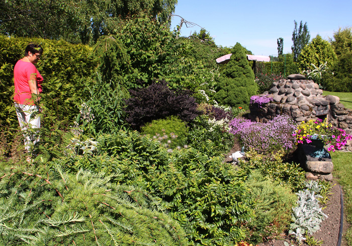 Kaunis Kodu 2015 - Küpressi - eramute I koht, eripreemia "Lilled valda"