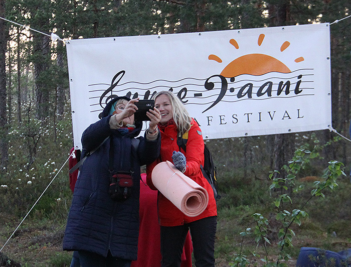 XX Suure-Jaani muusikafestival. Pärast päikesetõusukontserti.